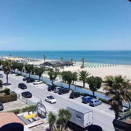 A Due Passi Dal Mare, Alba Adriatica Διαμέρισμα